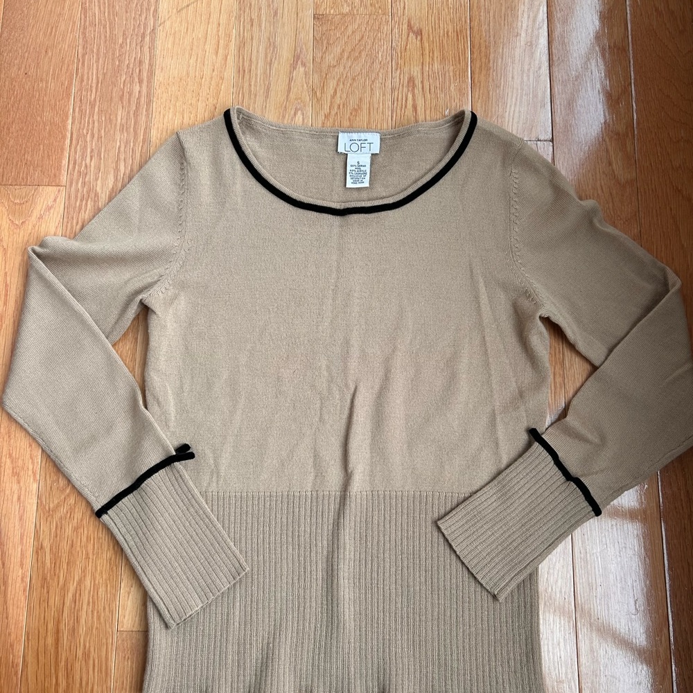 Ann Taylor Loft small brown sweater